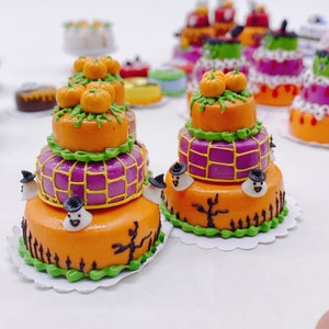 Miniaturowy 3-warstwowy tort halloweenowy, miniaturowy słodki tort do domku dla lalek