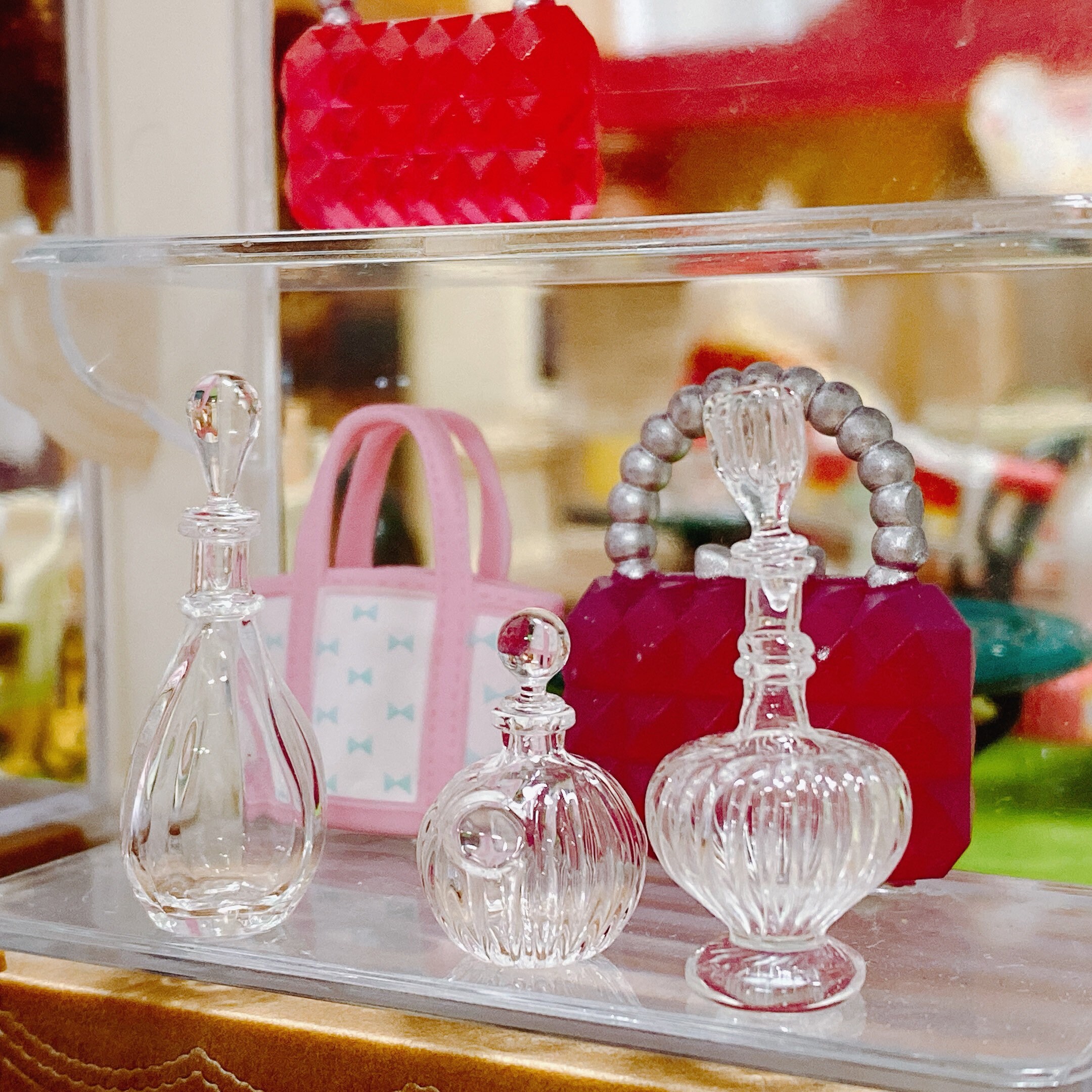 ミニチュアボトル香水、ミニチュアグラス、ミニチュアジュエリー