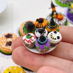 Miniature Halloween Cupcake mixed 7 pieces on plate,Miniature Sweet,Dollhouse cake,Dolls and miniature