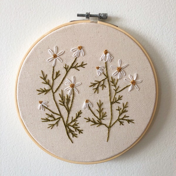 Simple Floral Embroidery Hoop Minimalist Small Daisies