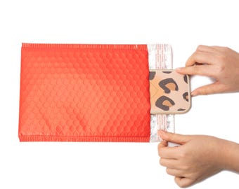 100pcs Custom Matte Bubble Bags–Logo-Printed Padded Envelopes,Self-Adhesive Waterproof Bubble Mailers for E-Commerce Shipping-Branded Parcel