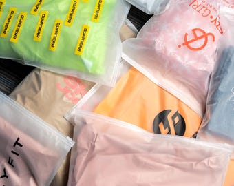 5-1000 st anpassade frostade dragkedjeväskor anpassade poly-postväskor anpassade shoppingpaketväskor för kläder