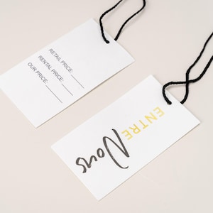 100 Stück individuelles Design Swing Tags, Hang Tags, Papier Tags für Kleidung, individuelle Hang Tags mit Logo, moderne Boutique Tags für Kleidung