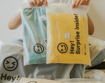 Custom Frosted Zipper Bags, Custom Clothes Bags, Clothing Bags With Logo, Zipper Bag For Poly Mailers, Custom Jeans Bag, Cloth Pack Bag