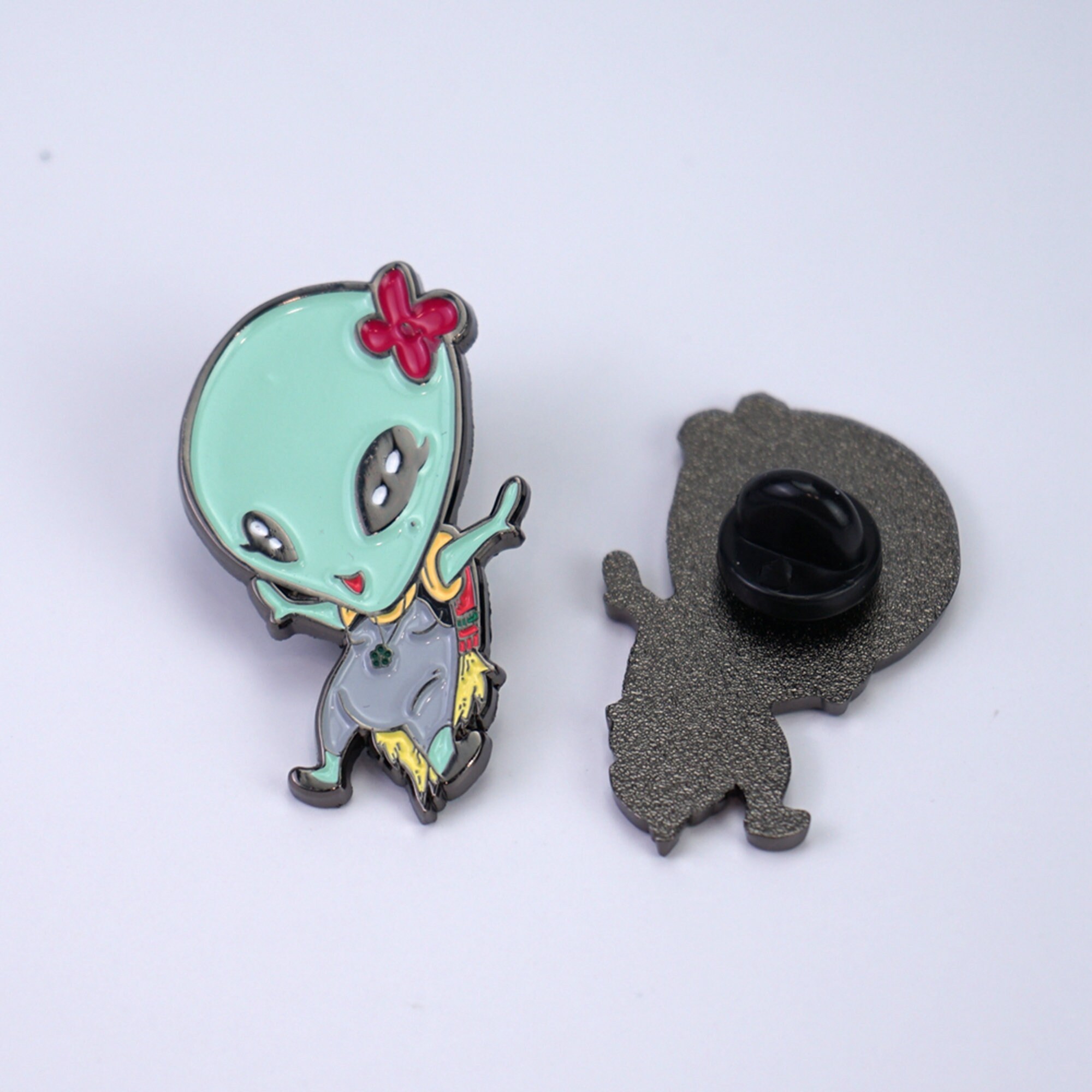 100 Custom Soft Enamel Pin Alien Enamel Pins Pin Badge | Etsy