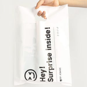 Benutzerdefinierte Einkaufstaschen mit Logo, Einkaufstasche mit Logo, Merchandise Bags, benutzerdefinierte gestanzte Grifftasche, Kunststoffverpackungen für Kleidung.