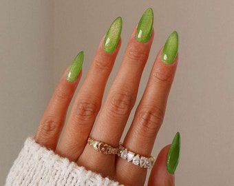 Olive Oasis | Green Cat Eye Press On Nails