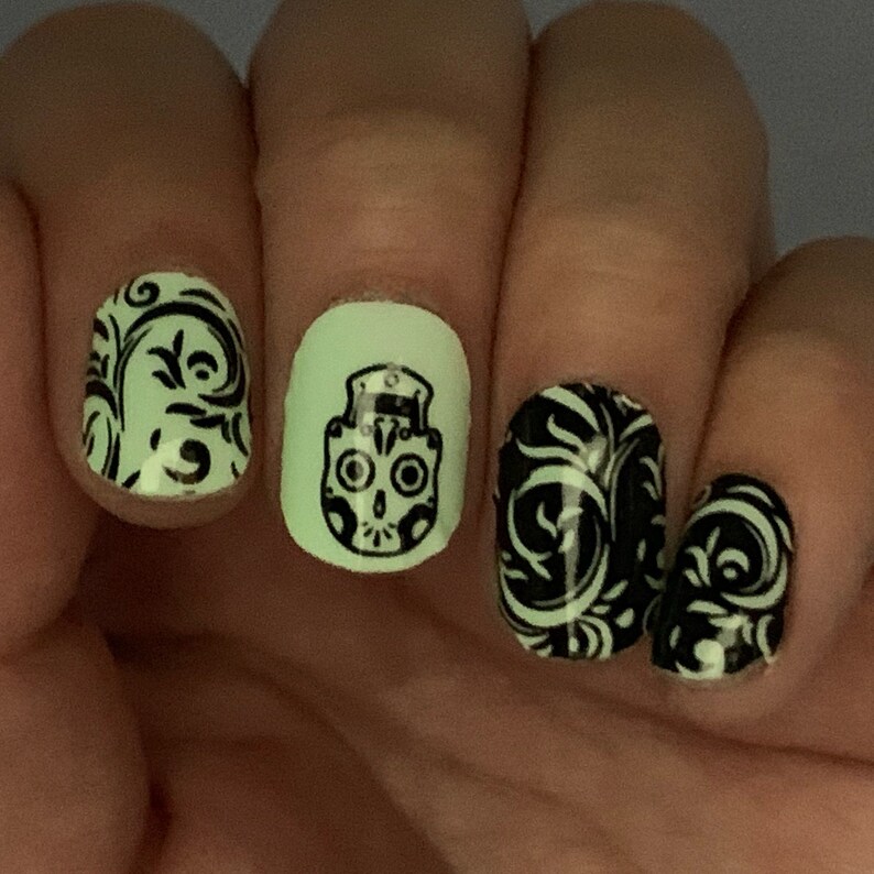 Oh So Cool Glow In The Dark Halloween Nail Wraps Etsy