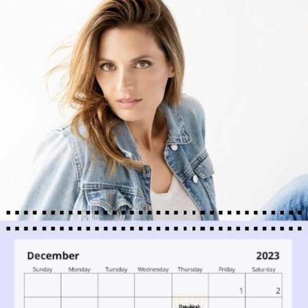 Aazon.co: 2025 Wall Calendar [12 Pages 8"x12"] Beautiful Woen In