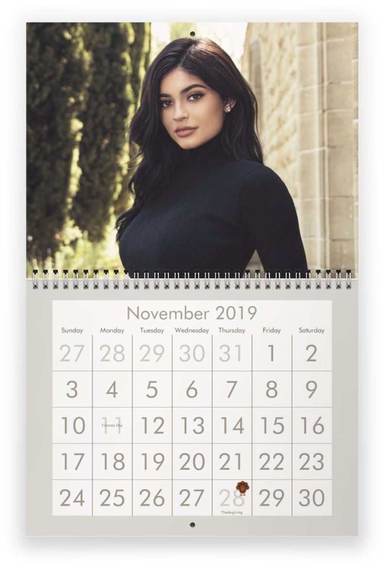 Kylie Jenner 2025 Calendar Elna Clerissa