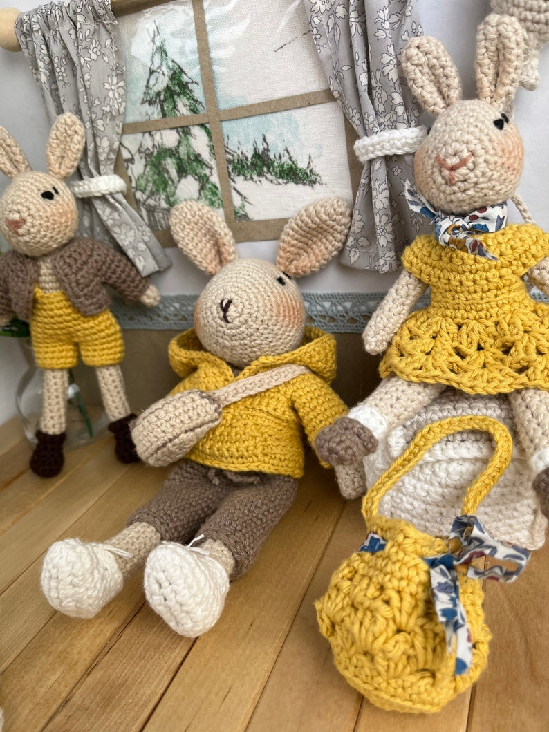 Famille doudou poupée lapin enfant jouet vêtement poupon fait main crochet. Famille Lapinou. image 5