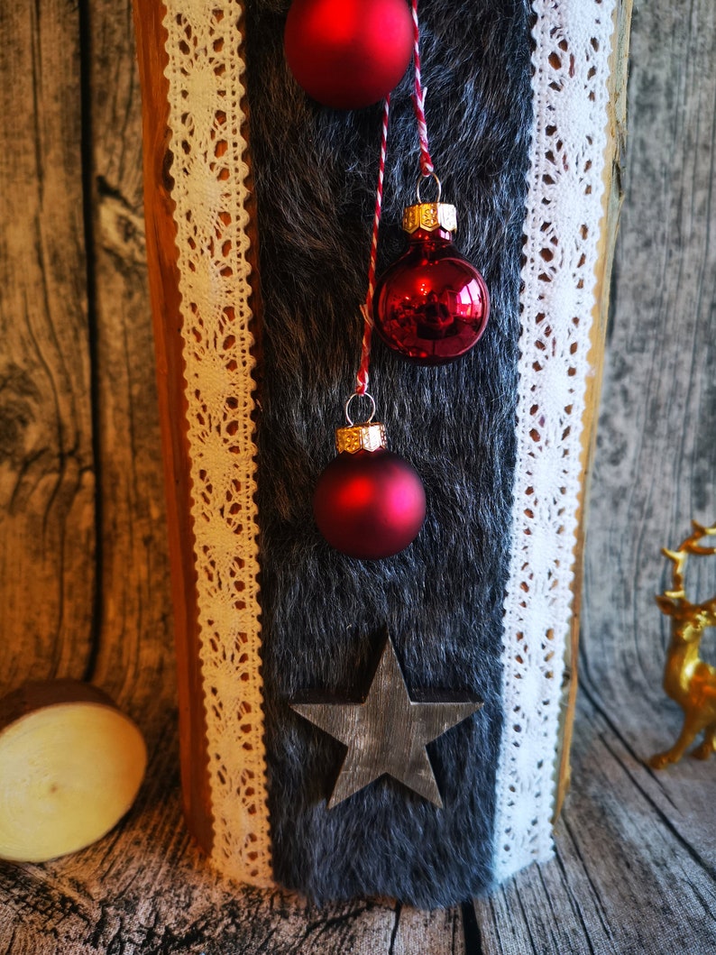 Wooden Beam Wooden Post Decoration With Candle Glass Christmas Balls ...