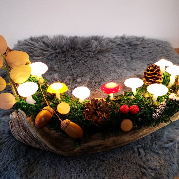 Champignons lumineux d'automne sur bois flotté, lumière LED, tranche de bois d'arbre, décoration de racine naturelle