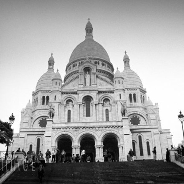 Photographie de Paris, Montmartre, Basilique du Sacré-Coeur, noir et blanc ou sépia, home decor vintage, fine art, toile