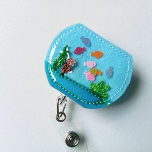 Leuke vissenkom ID-badge haspel, verpleegkundige badgehaspel, sleutelkaart, mini vis glitter badgehouder, aquarium ID-houder
