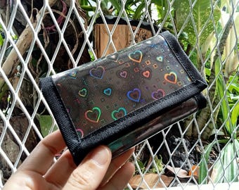 Cartera holográfica con forma de corazón, cartera triple con forma de corazón arcoíris, iridiscente, cartera de vinilo, bolso con holograma de corazón, cartera metálica