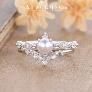 Vintage Akoya Pearl Engagement Ring Set Milgrain Diamond Bridal Set Curved Wedding Band Women White Gold Cluster Ring Half Eternity Band 2pc
