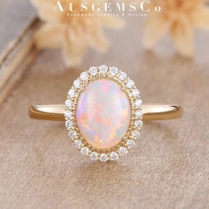 Vintage Australia Natural Opal Engagement Ring Women Fire Opal Ring Yellow Gold Halo Moissanite Wedding Ring Oval Opal Vintage Antique Ring