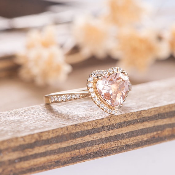 Morganite engagement ring yellow gold online