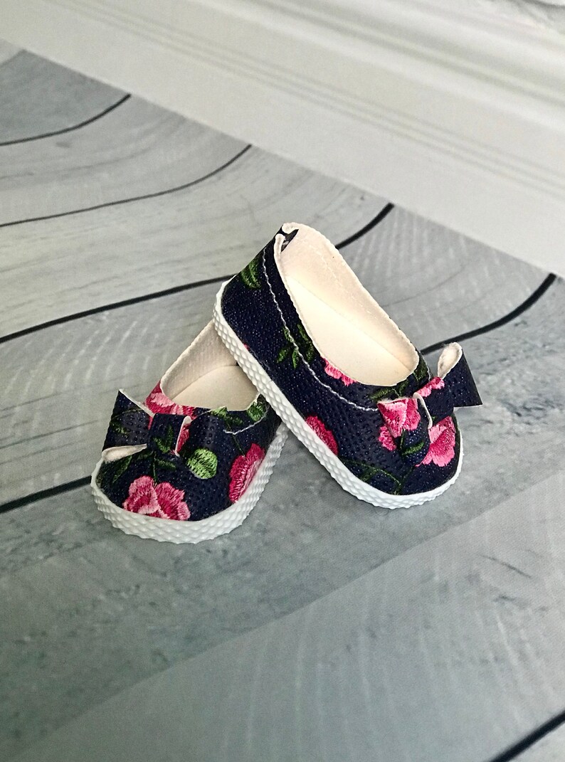 wellie wishers girl shoes