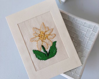 Cross Stitch Chart - daffodil