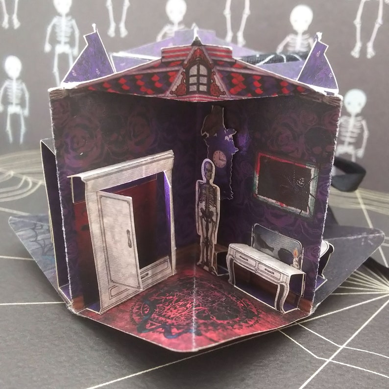 Horror House with lightKit image 5