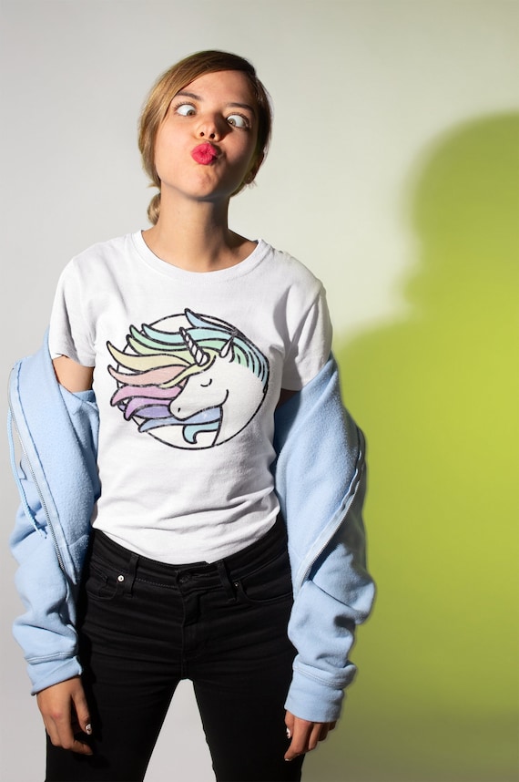 Camiseta de unicornio Camiseta unicornio adulto para mujer - Etsy México