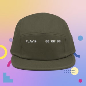 Five Panel Cap VHS OSD PLAY image 3