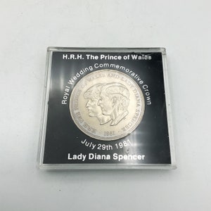 1981 Royal Wedding Commemorative Crown: Prince Charles & Lady Diana Spencer