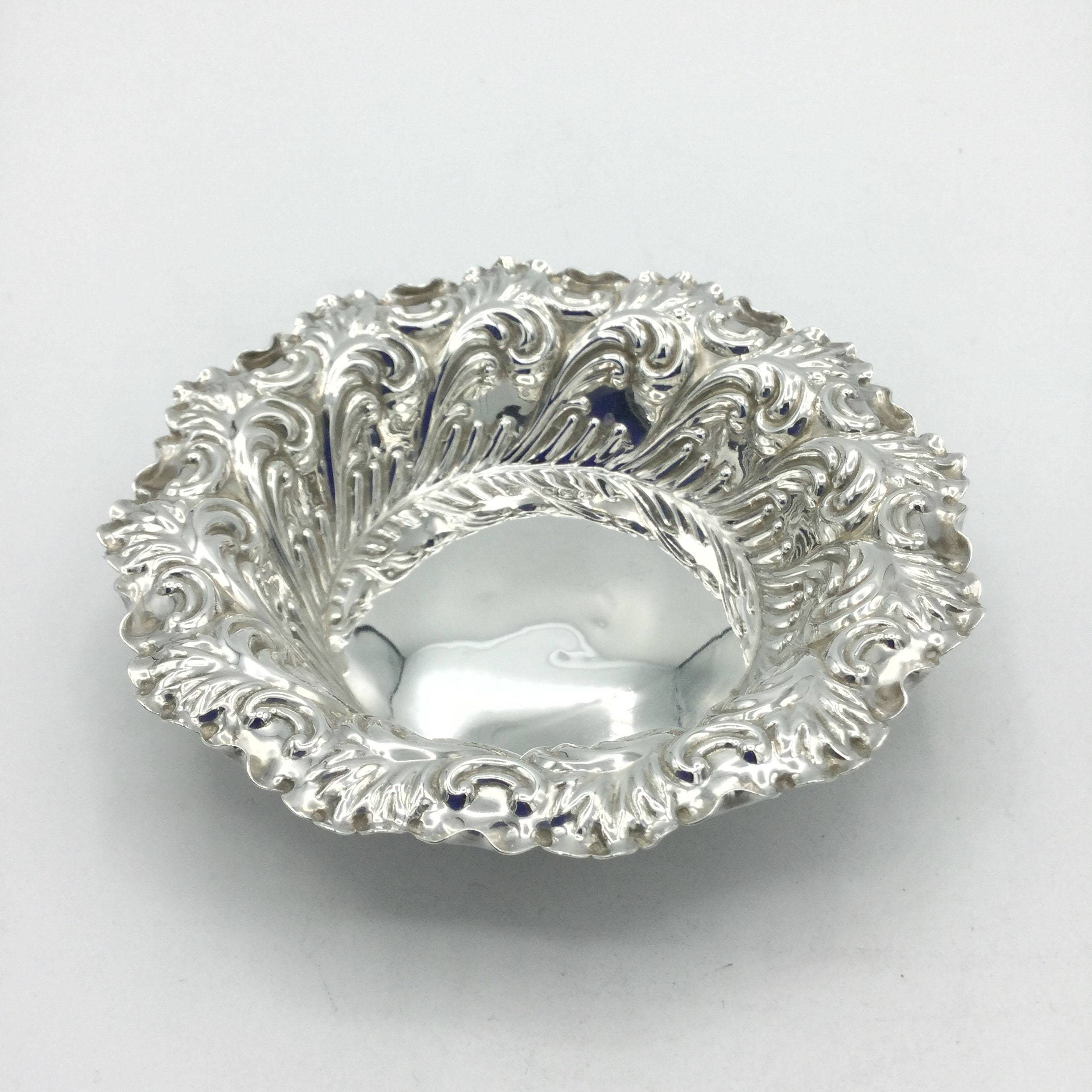 Antique Silver Bon Bon Dish, Sterling Silver Sweets Dish Antique Silver Bon Bon Dish, Sterling Silver Sweets Dish