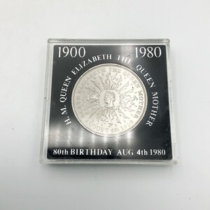 Queen Mother 80th Birthday Commemorative Coin, 1980, Queen Elizabeth The Queen Mother, Commemorative Crown, Royal Mint, Royal Collectible