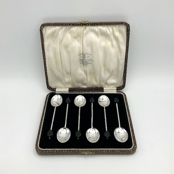 1930s 8 Sterling Demitasse Spoon Set  Coffee Bean Finial ENGLAND Hallmarked