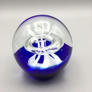 Blue Art Glass Paperweight: Vintage Round Ornament (8cm)