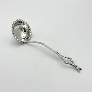 Vintage Silver Plated Ladle, Pretty Sauce Ladle, Small Sauce Ladle, Vintage Flatware, Silver Plated Serving Ladle