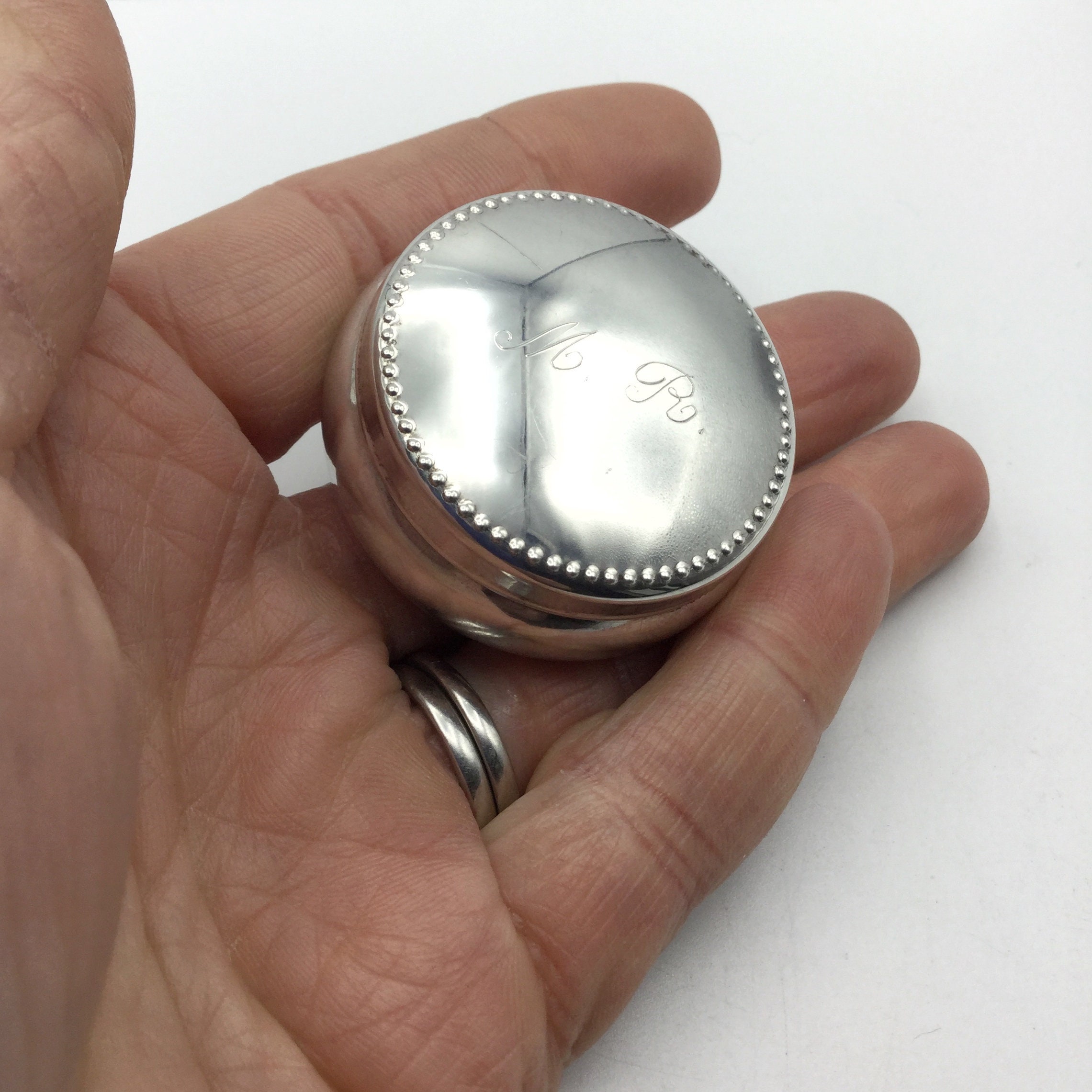 NL Signature Round Pill Case, Compact Circle Pill Box - Silver