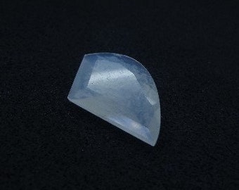 Chalcedony Gemstone - Clear Chalcedony, Scottish Agate, Fancy Shape, Scotland, Jewellery Making - FREE WORLDWIDE DELIVERY