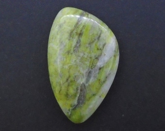 1 x Connemara Cabochon - Wing Shape, Irish Marble, Green Shades, Perfect for Jewellery Setting, Crafts, Ireland,Luck-FREE WORLDWIDE DELIVERY