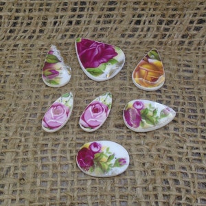 7 x Royal Albert Porzellan Top Gebohrte Cabochons - 15g Blumen Cabs, Gelb, Rot & Rosa, Anhänger Basteln - GRATIS WELTWEITER VERSAND 3697