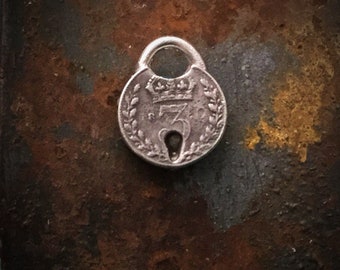 Coin Lock Pendant, Antique Lucky 3 Pence,  Pewter charm P1038