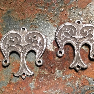 Fleur de Lis Earring,  Whimsical Charms, handmade pewter components E2047