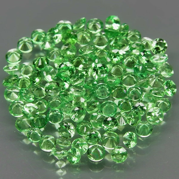 100 pcs. natural green Tsavorite gemstones, full fire, round diamond cut, from Tanzania, 3.02ct., #A734