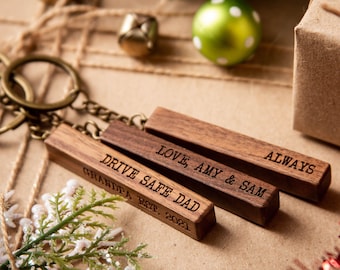 Wood Bar Key Chain - Custom Keychain, Gift for Dad Grandpa Husband Wife Grand Kids Students Best Friend BFF, Father's Day Gift, Mom Gift