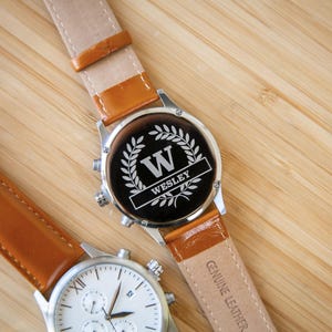 Engraved Metal Watch w/ Tan Leather Strap & Gift Box - Personalized Message Mens Watch Wedding Anniversary Gift Fiance Husband Dad Son bild 3