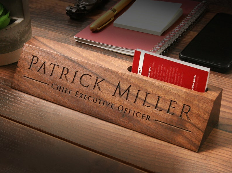 Wood Name Block with Business Card Holder 10 inches Desk Sign, New Office or Promotion Gift, Work Job Title, Father's Day Teacher Gift afbeelding 1