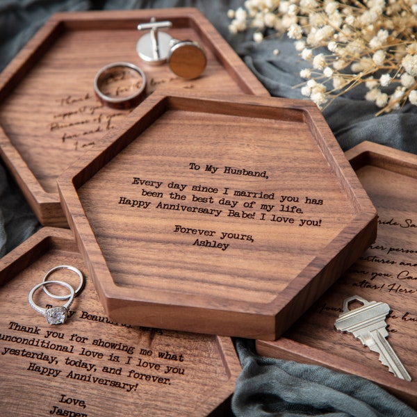 Plateau en bois hexagonal gravé - anneau porte-clés personnalisé EDC attrape-tout, 5e anniversaire, cadeau de mariage pour papa, père, maman, mari
