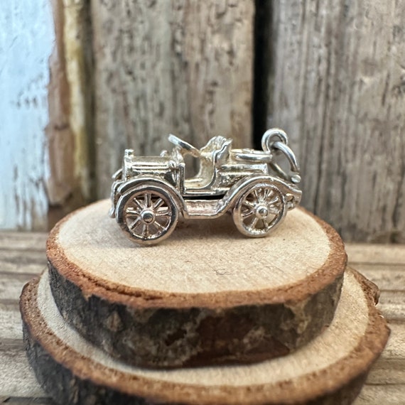Vintage Solid Silver Opening Car Charm | Miniatur… - image 1