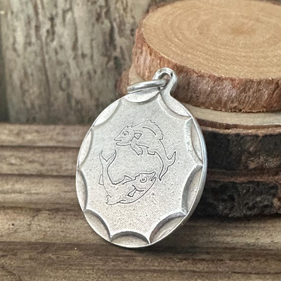Vintage Solid Silver Pisces Charm, Star Sign Zodiac Horoscope Two Fish Jewellery, Necklace Bracelet Pendant, February March Birthday Gift View 3