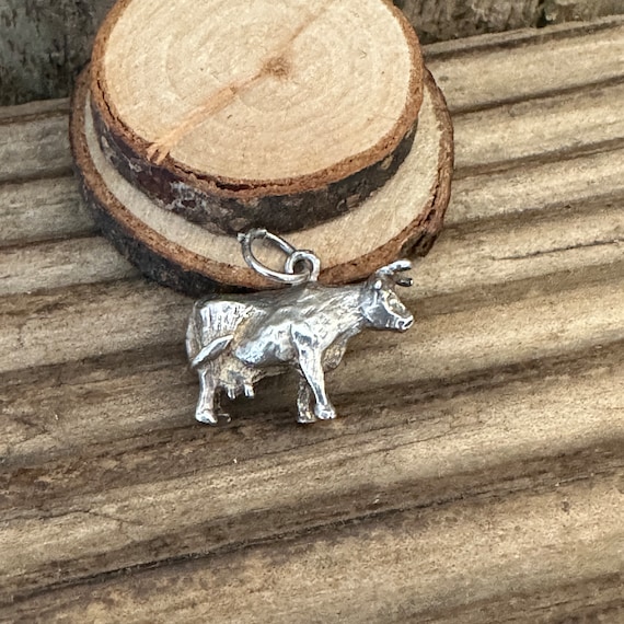 Vintage Solid Silver Dairy Cow Charm | Milk Beef … - image 2