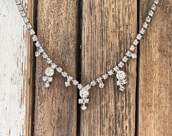Vintage Art Deco Diamanté Necklace | Silver Metal 1950s Crystal Glass Jewellery | Sparkly Wedding Bridal Bride Prom | Anniversary Wife Gift