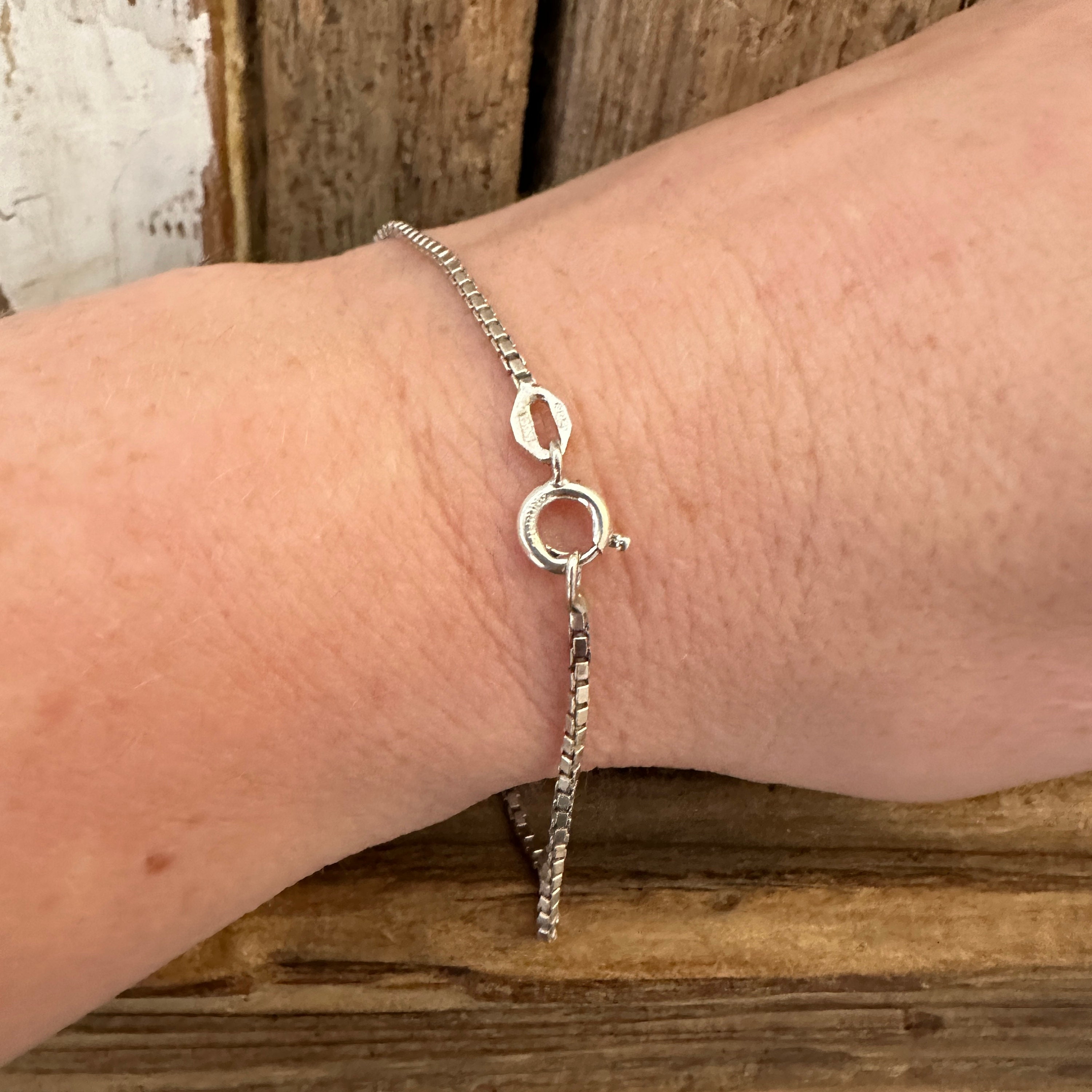 Vintage Sterling Silver Box Link Bracelet Hallmarked 925 C.1970 Jewellery Plain Simple Wrist Rope Chain Anniversary Birthday Gift - Etsy Vintage Sterling Silver Box Link Bracelet Hallmarked 925 C.1970 Jewellery Plain Simple Wrist Rope Chain Anniversary Birthday Gift - Etsy